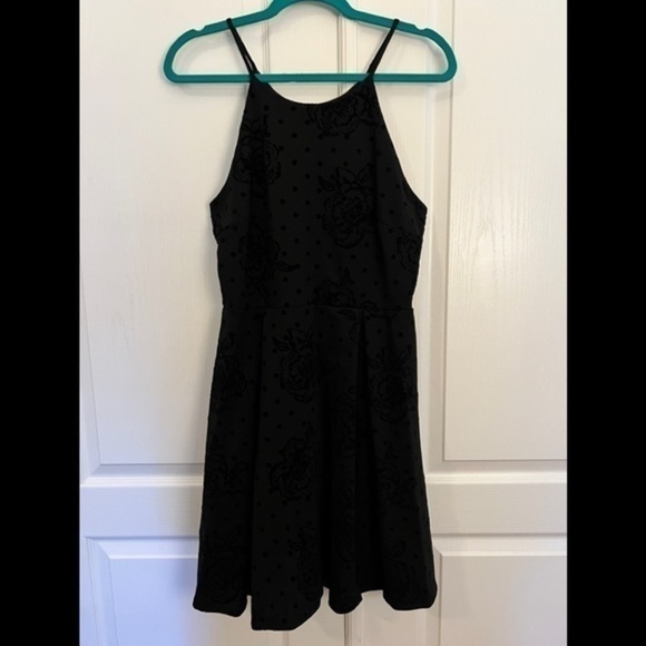 AQUA BLOOMINGDALE’S L Polka Dot Velvet Rose-Embossed Mini Dress - Picture 3 of 11